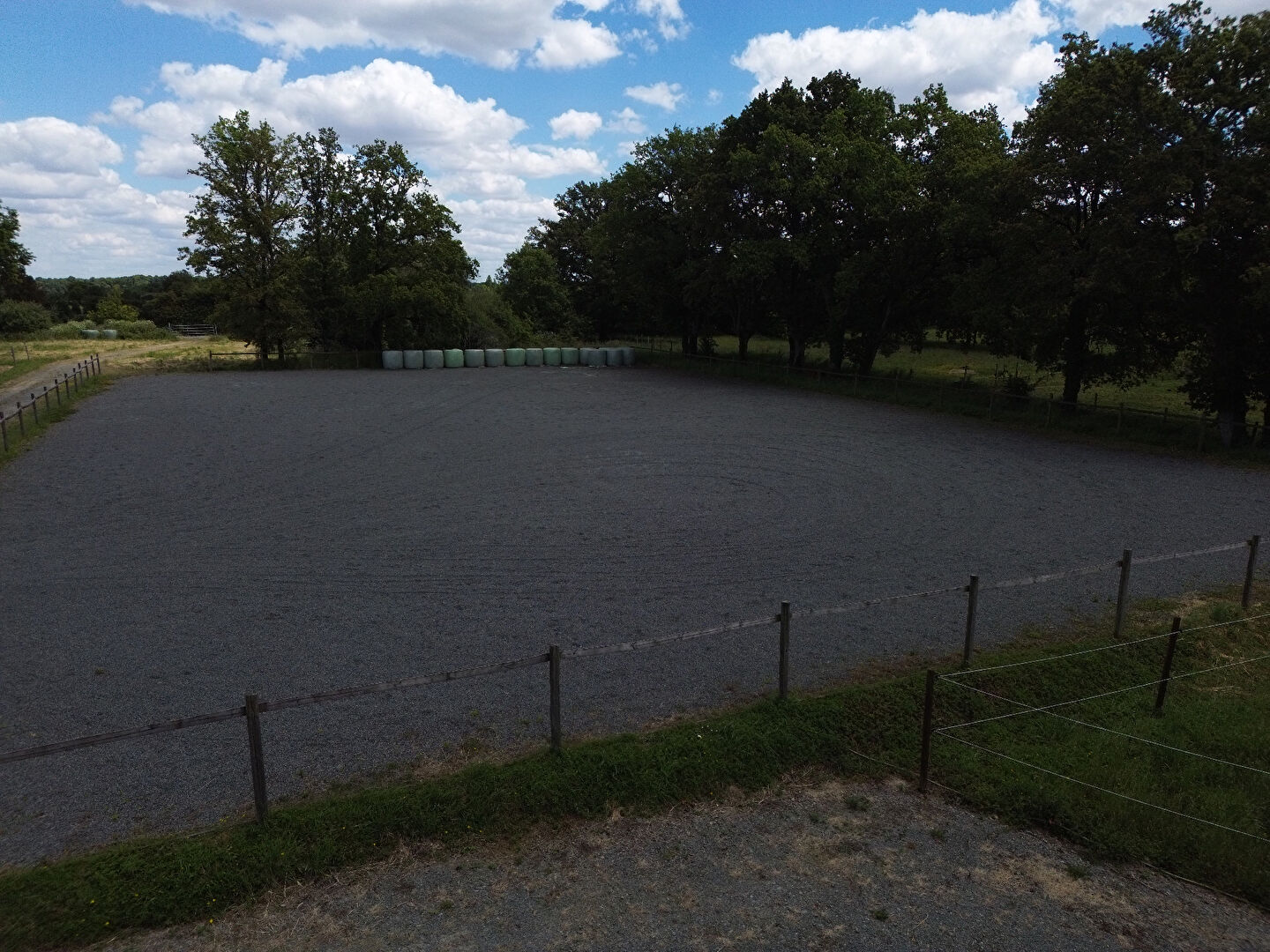 Propriete equestre 10 hectares la roche sur yon